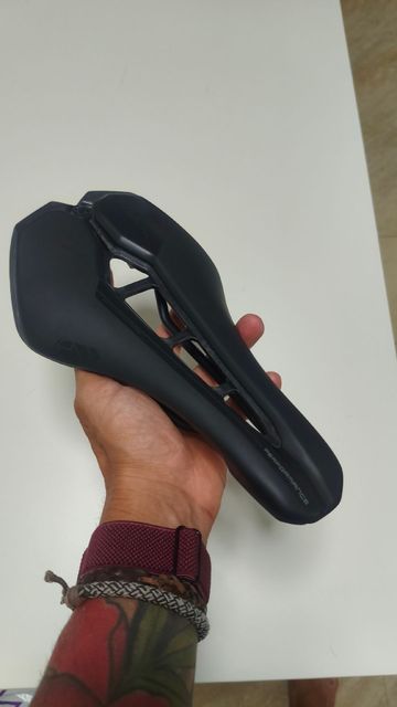 Used Pro Stealth Performance Saddle 2026 bike — image 1 of 11