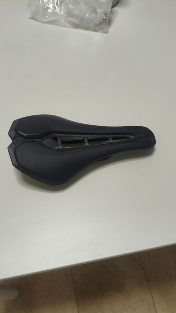 Used Pro Stealth Performance Saddle 2026 bike — image 9 of 11