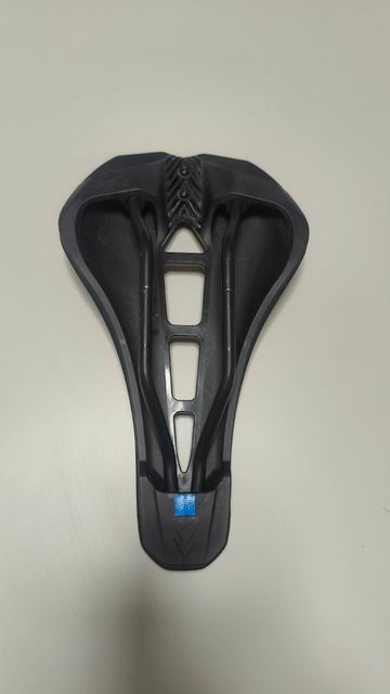 Used Pro Stealth Performance Saddle 2026 bike — image 5 of 11