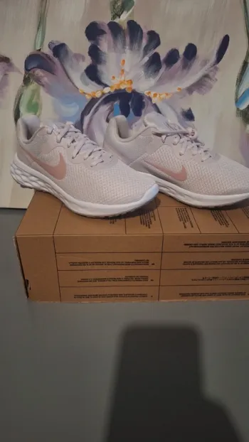 Použité Nike Revolution 6 NN bike — obrázek 2 z 5