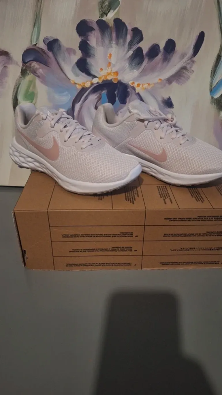 Použité Nike Revolution 6 NN bike — obrázek 2 z 5
