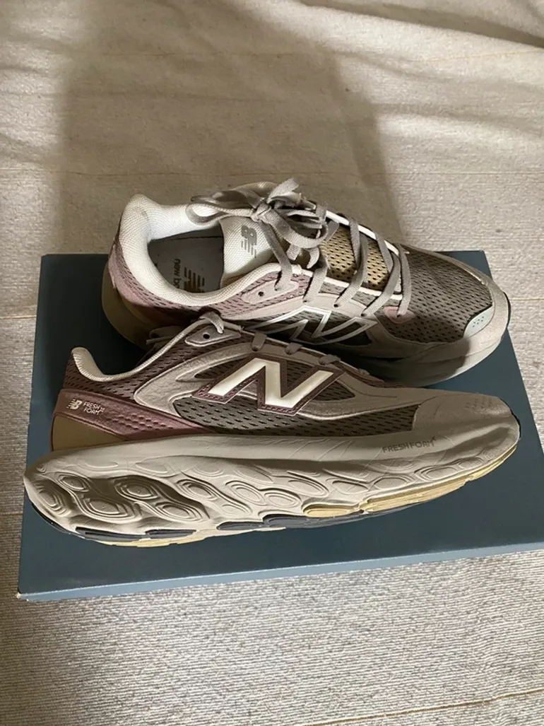 New Balance Fresh Foam Trainer bike d'occasion — image 3 sur 7