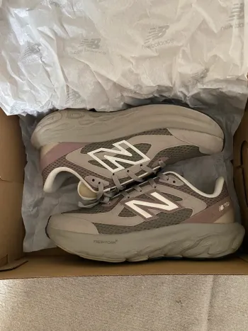 New Balance Fresh Foam Trainer bike d'occasion — image 2 sur 7