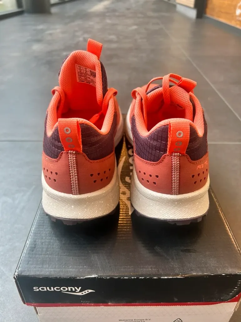 Used Saucony Ride TR2 bike — image 6 of 7
