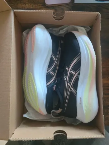 Used Asics Gel-Nimbus 27 bike — image 5 of 6