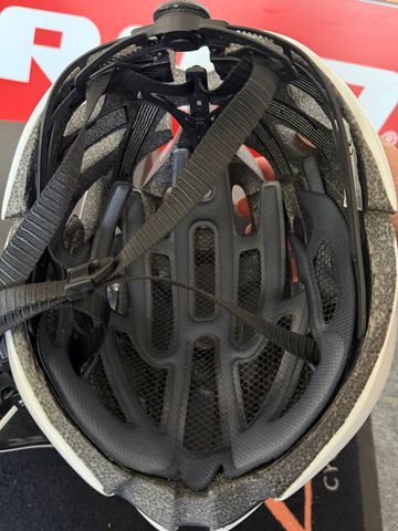 Käytetty AGU Thorax Helmet 2024 bike — kuva 4 / 5