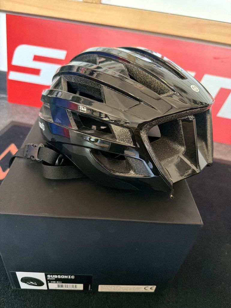 Brugt AGU Subsonic Helmet 2023 bike — billede 5 af 5
