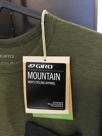 Tweedehands Giro Mountain Jersey 2024 bike — afbeelding 2 van 8