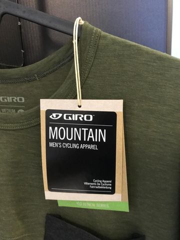 Used Giro Mountain Jersey 2024 bike — image 2 of 8