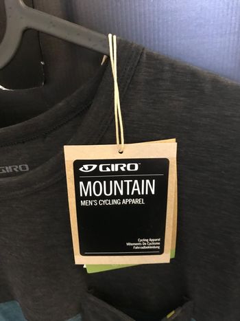 Tweedehands Giro Mountain Jersey 2024 bike — afbeelding 6 van 8