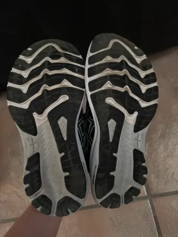 Asics GT-2000 11 bike usato — immagine 4 di 4