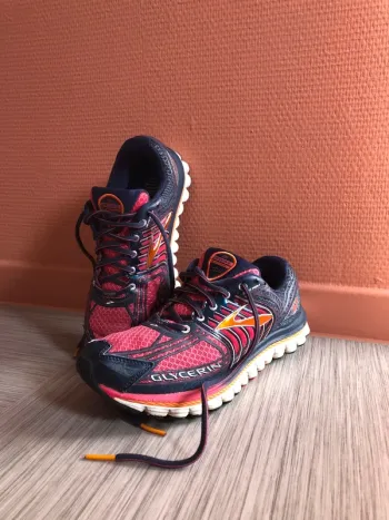 Used Brooks Running Shoes Running Shoes