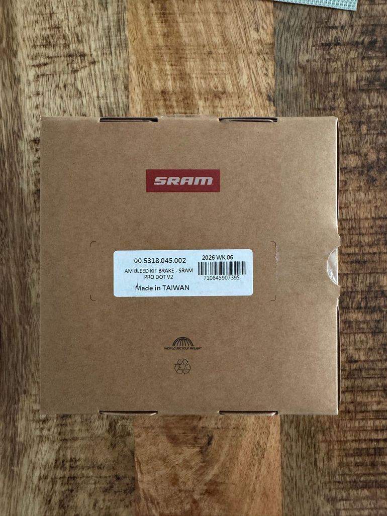 Brugt Sram DOT Professional Entlüftungskit 2026 bike — billede 2 af 2