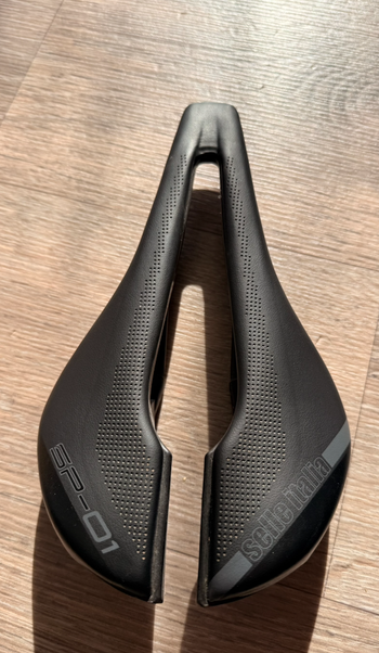 Selle Italia SP-01 Boost Kit Carbonio Superflow L3 Saddles & Seatposts usato
