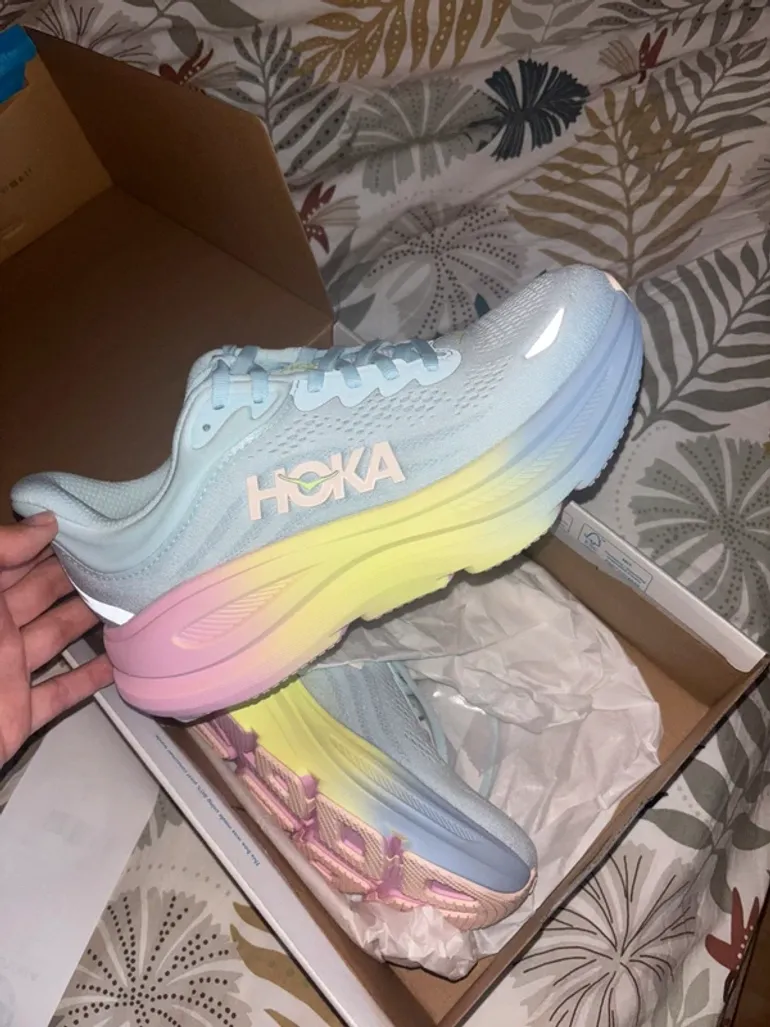 Hoka Bondi 9 bike d'occasion — image 2 sur 4