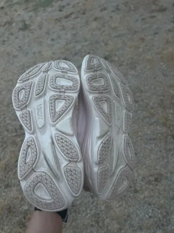 Rose Hoka Baskets bike d'occasion — image 2 sur 6