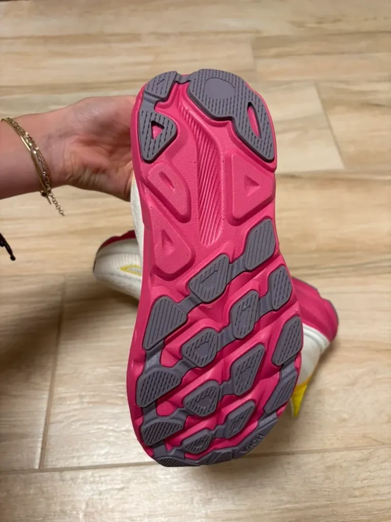 Used Hoka Clifton 9 bike — image 6 of 6