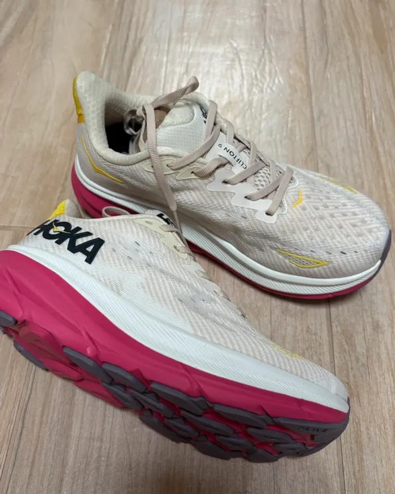 Used Hoka Clifton 9 bike — image 2 of 6