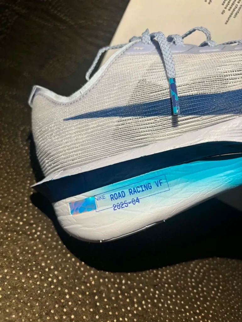 100% Vaporfly Next 4 bike d'occasion — image 5 sur 7