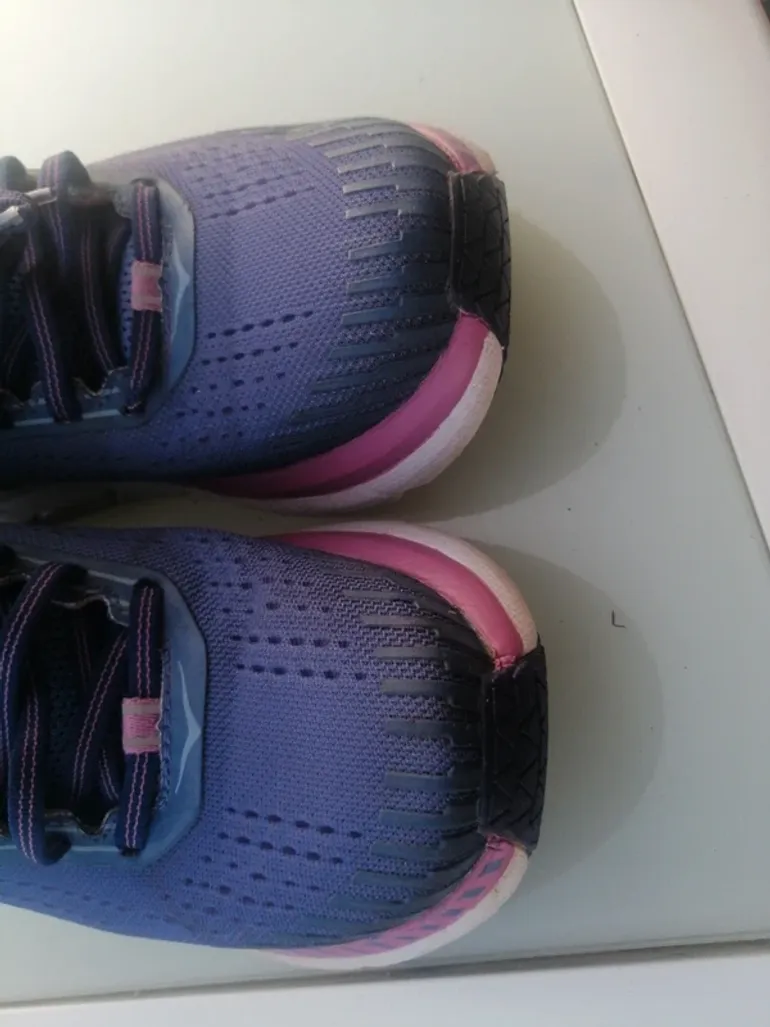 Used Hoka Clifton 5 bike — image 5 of 30