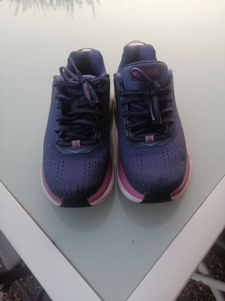 Used Hoka Clifton 5 bike — image 6 of 30