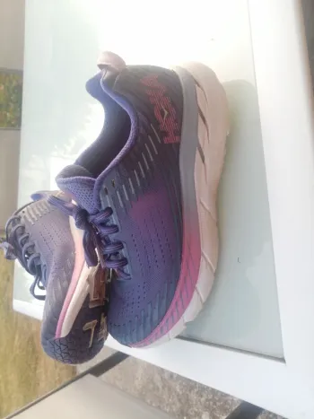 Used Hoka Clifton 5 bike — image 8 of 30