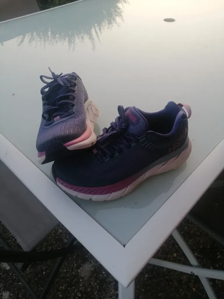 Used Hoka Clifton 5 bike — image 7 of 30