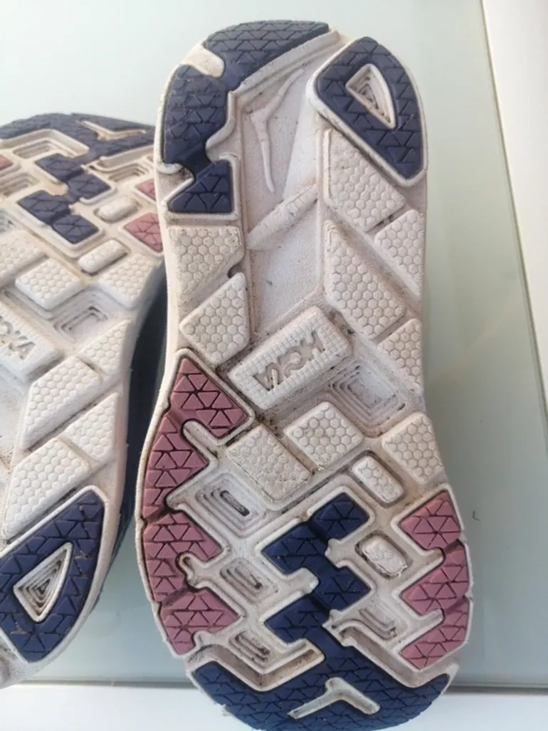 Used Hoka Clifton 5 bike — image 15 of 30