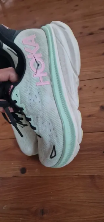 Tweedehands Hoka Clifton 9 bike — afbeelding 4 van 11