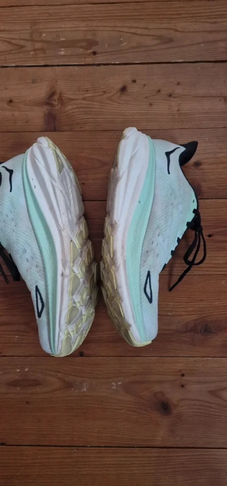 Tweedehands Hoka Clifton 9 bike — afbeelding 9 van 11