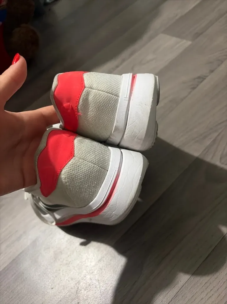 Used Adidas adizero boston 13 bike — image 5 of 7
