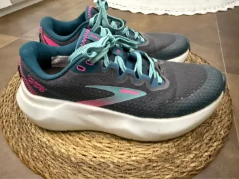Brooks Caldera 6 Running Shoes de segunda mano