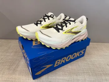 Brooks Cascadia 19 Running Shoes de segunda mano