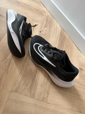 Brugt Nike ZoomX bike — billede 2 af 4