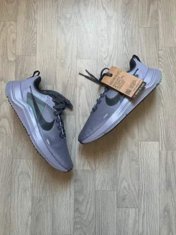 Nike Downshifter 12 Running Shoes usato