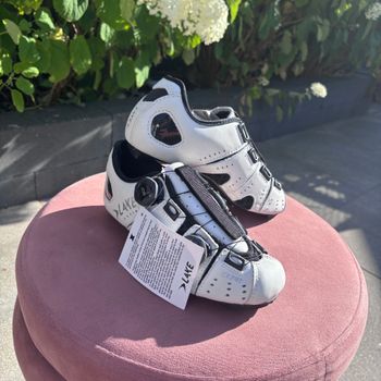 Used Lake CX241 Cycling Shoes