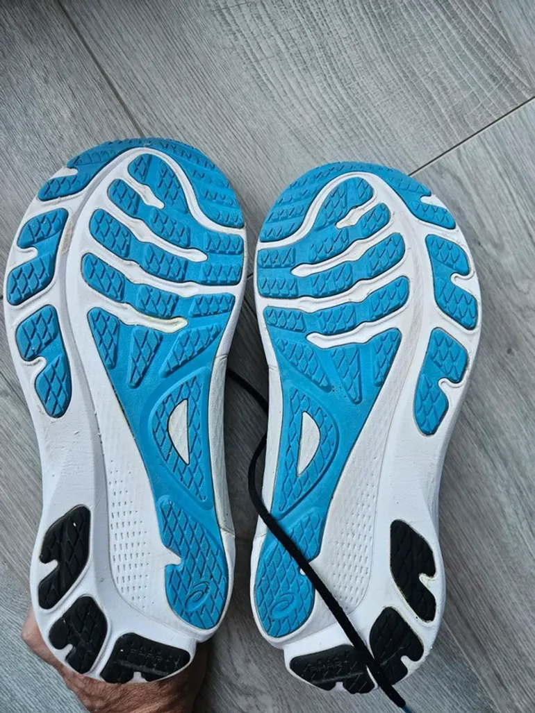 Brugt Asics Gel Kayano 30 bike — billede 3 af 6