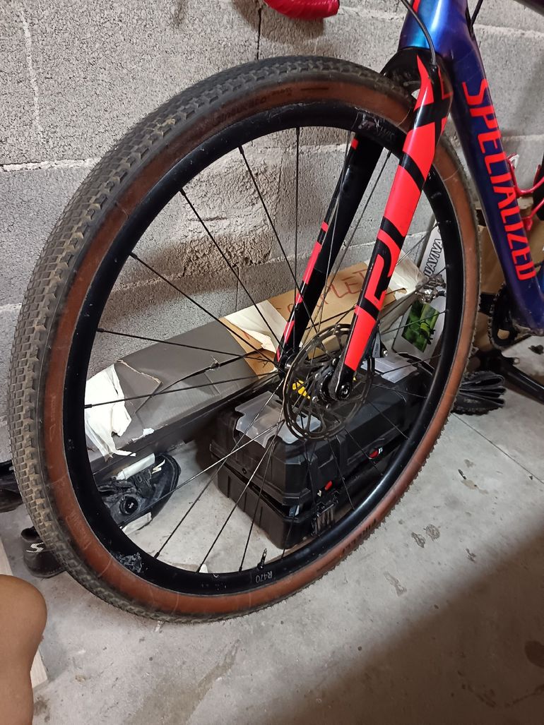 Brugt Dt Swiss r470 bike — billede 2 af 3