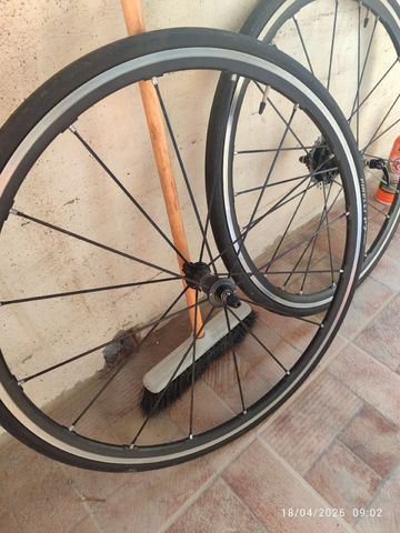 Used Fulcrum Zero 2021 bike — image 2 of 4