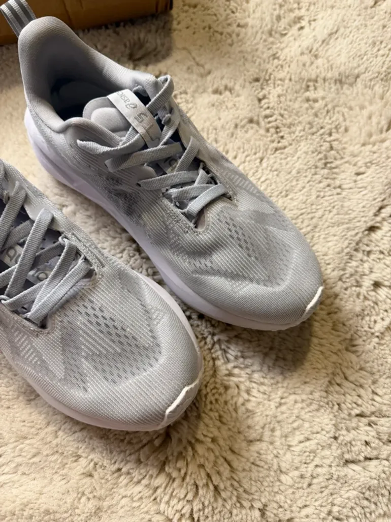 Asics Novablast 5 bike usato — immagine 7 di 12