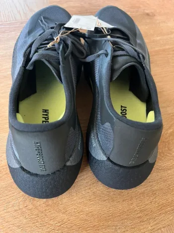 Used Adidas Hyperboost Edge Pro bike — image 3 of 4