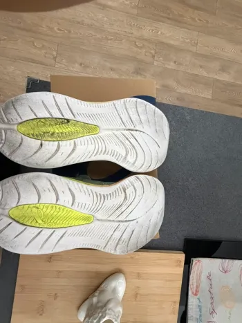 Asics Gel Cumulus 26 Paris bike d'occasion — image 13 sur 15