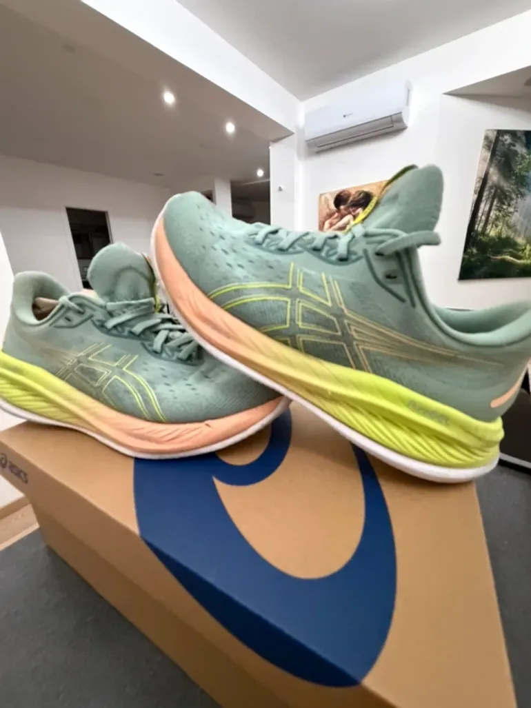 Asics Gel Cumulus 26 Paris bike d'occasion — image 5 sur 15