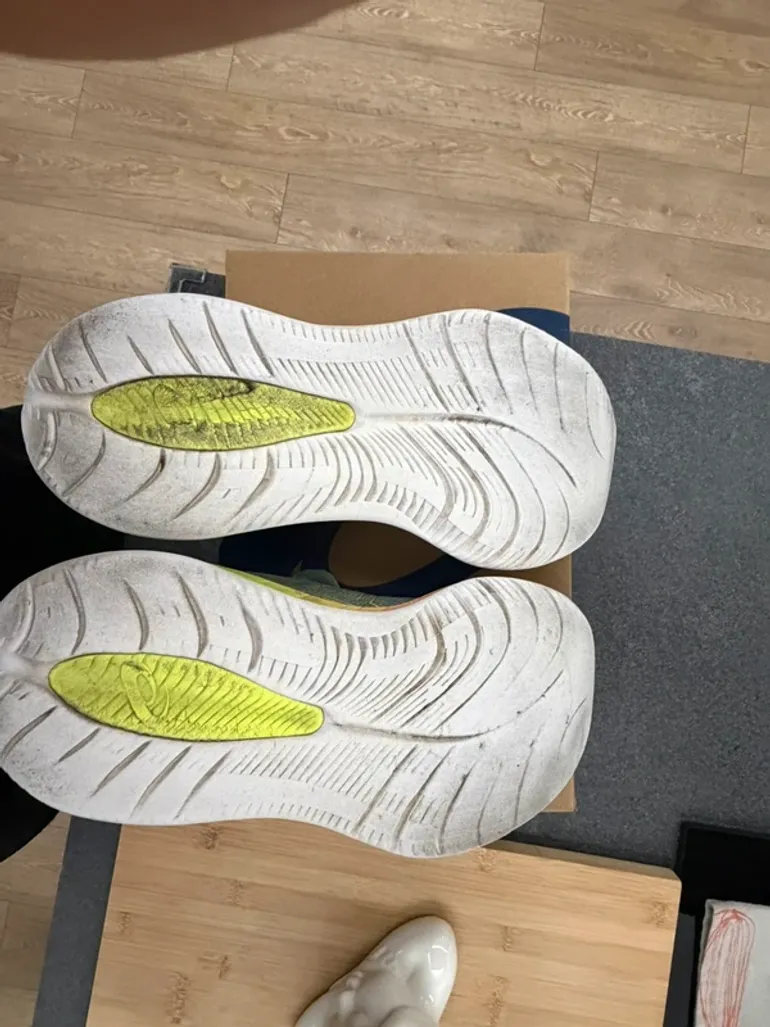 Asics Gel Cumulus 26 Paris bike d'occasion — image 14 sur 15