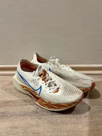 Nike Alphafly Running Shoes usato