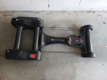 Używany Elite Nero Smart Rollers 2022 bike — zdjęcie 3 z 3