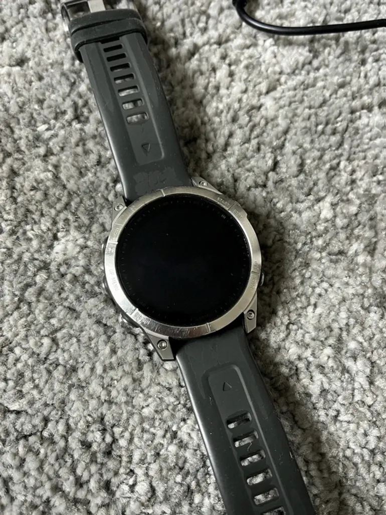 Used Garmin Fenix 7 bike — image 3 of 4
