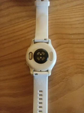 Used Garmin Venu 2S bike — image 3 of 3