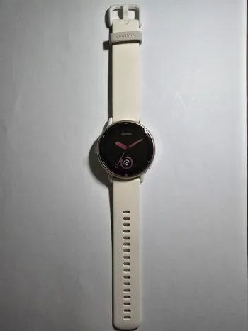 Used Garmin vívoactive 5 Electronics