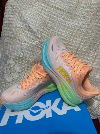 Hoka Laufschuhe bike d'occasion — image 2 sur 9